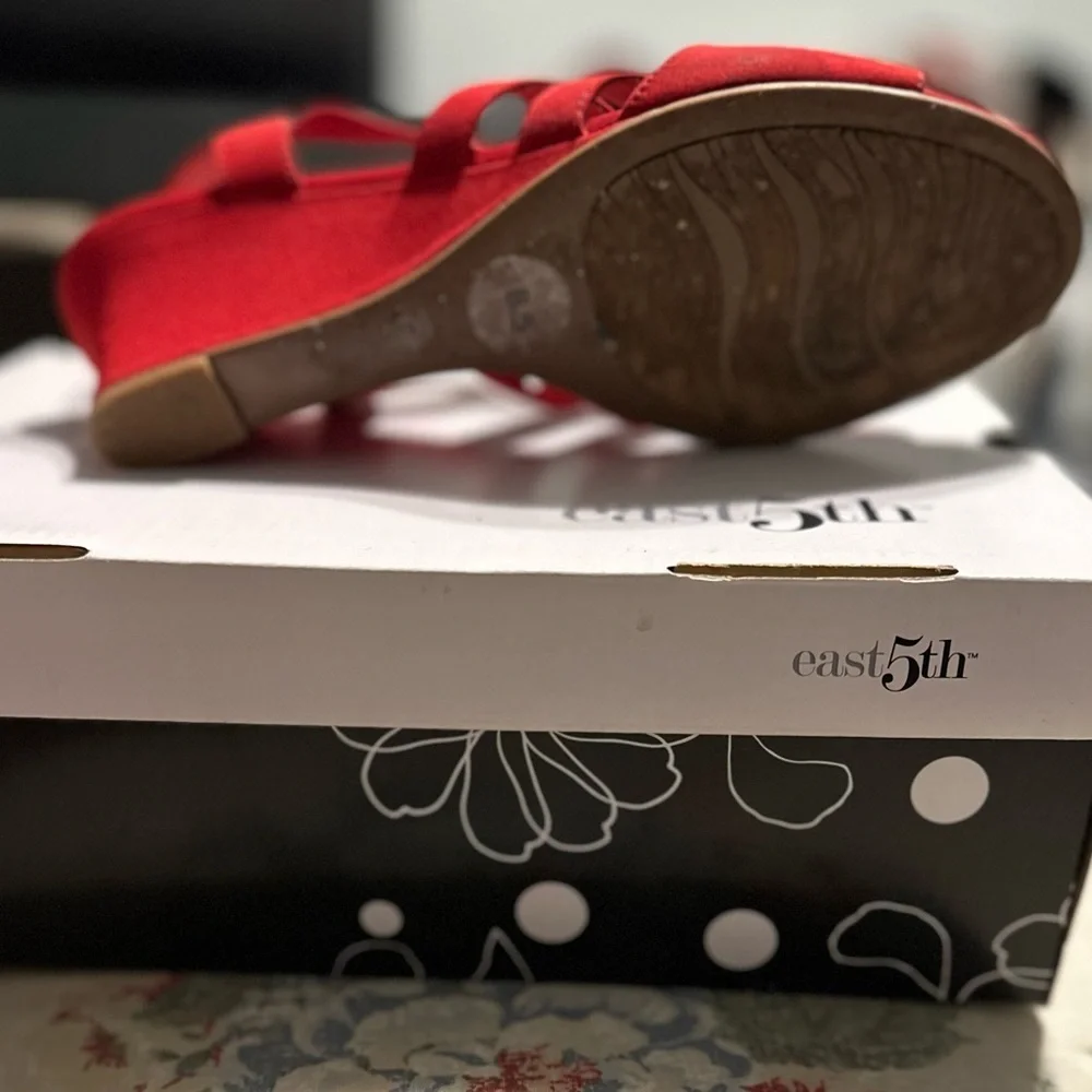 East 5th Red Wedges Size: 8.5